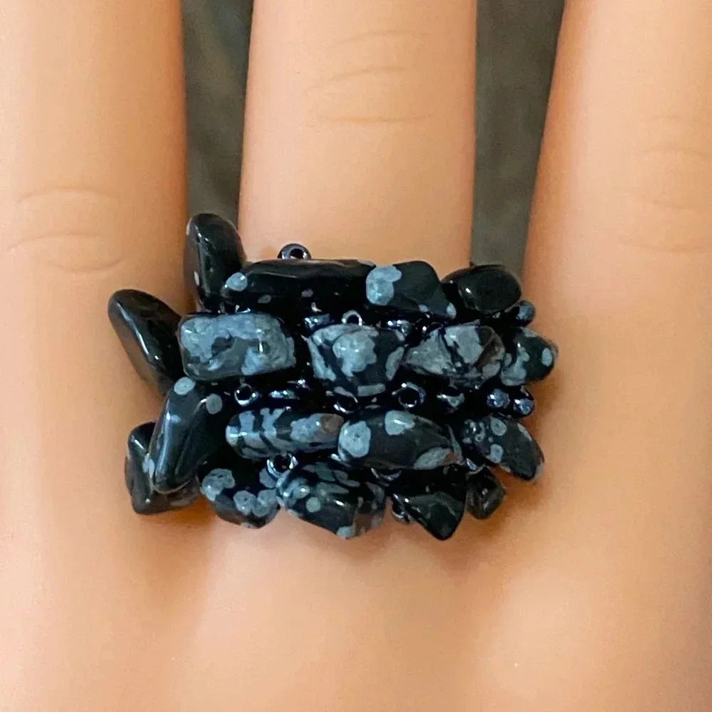 Black Dyed Quartz Handmade Seed Bead and Stone Chips Stretch Ring